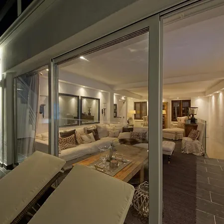 빌라 Casa Latino - Oceanfront - Luxury & Charming Villa- Jacuzzi At Rooftop By Dreamvillasalbufeira *