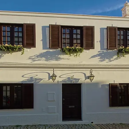 Casa Latino - Oceanfront - Luxury & Charming Villa- Jacuzzi At Rooftop By Dreamvillasalbufeira Вилла Албуфейра